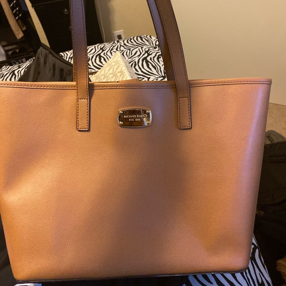 Michael Kors Tote